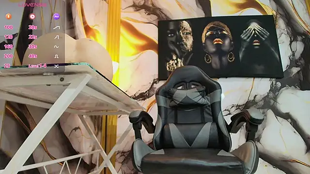 Snapshot of Thomas_shelbys chatting on February 2026 03:32:02 AM Thomas shelbys online show from February 2026 03:32:02 AM