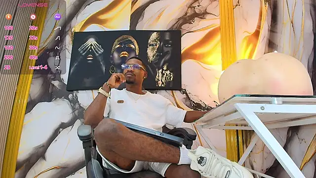 Snapshot of Thomas_shelbys chatting on February 2026 03:24:02 AM Thomas shelbys online show from February 2026 03:24:02 AM