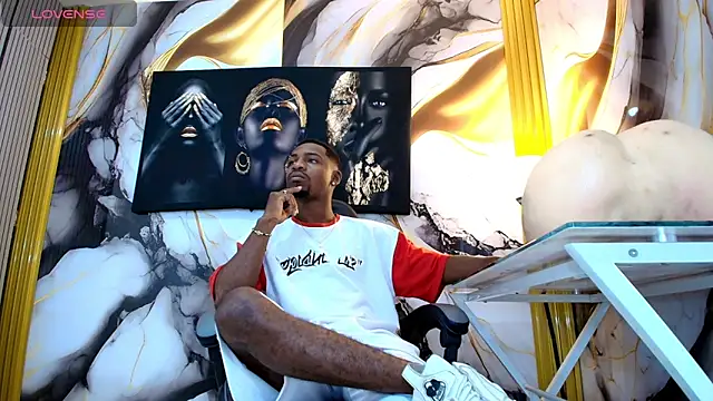 Thomas shelbys online show from April 2026 03:00:01 AM