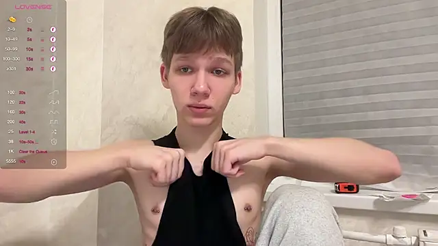 Snapshot of gay_boyss chatting on December 2024 02:06:02 PM gay boyss online show from December 2024 02:06:02 PM