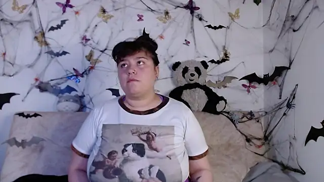 LennaTurnerr online show from October 2025 07:44:01 PM