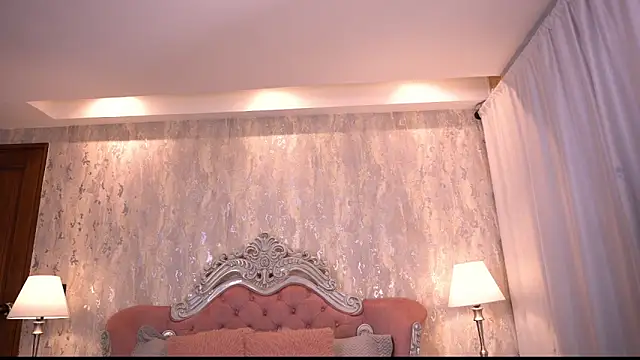 Snapshot of AngelineConnor chatting on February 2026 08:18:01 PM AngelineConnor online show from February 2026 08:18:01 PM