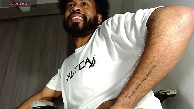 KaelMoreau online show from February 2025 12:52:02 AM