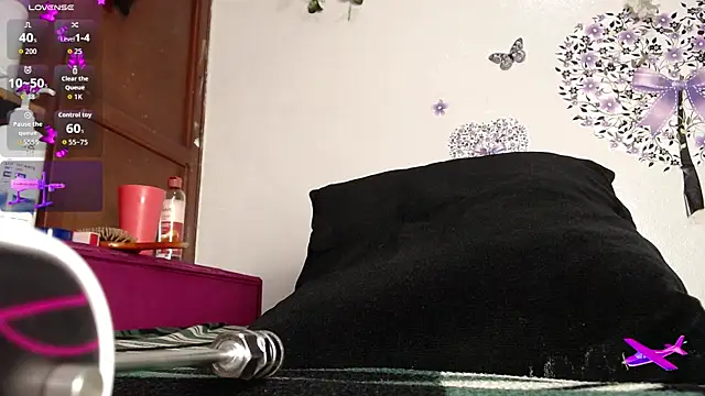 DIORA Latina online show from November 2025 04:24:02 AM