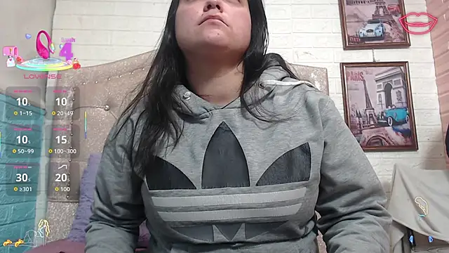 Snapshot of KataleyaStiward chatting on October 2025 01:08:02 PM KataleyaStiward online show from October 2025 01:08:02 PM