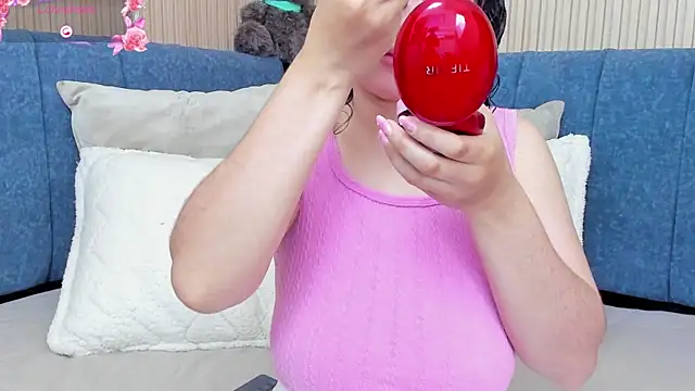 angeline teen online show from November 2025 12:15:02 PM