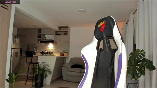  Miss Anna  online show from April 2026 04:34:01 AM