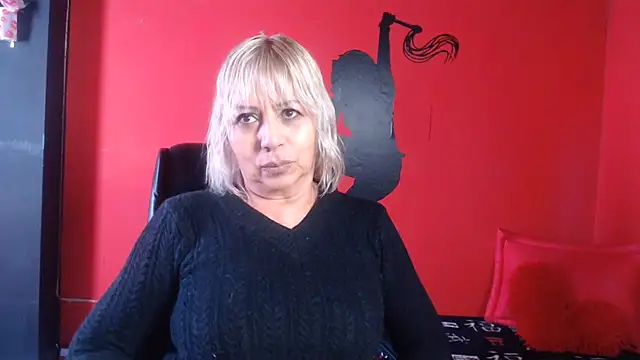 KLOE PIELL online show from June 2026 04:39:02 PM