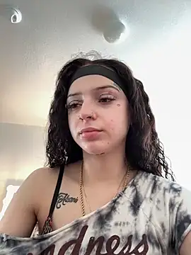 Snapshot of exoticmisfitt chatting on January 2026 08:51:02 PM exoticmisfitt online show from January 2026 08:51:02 PM