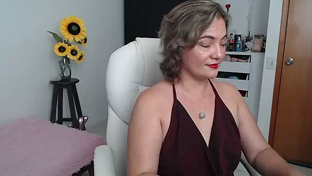 Snapshot of Ghada_milf chatting on December 2024 09:33:01 PM Ghada milf online show from December 2024 09:33:01 PM