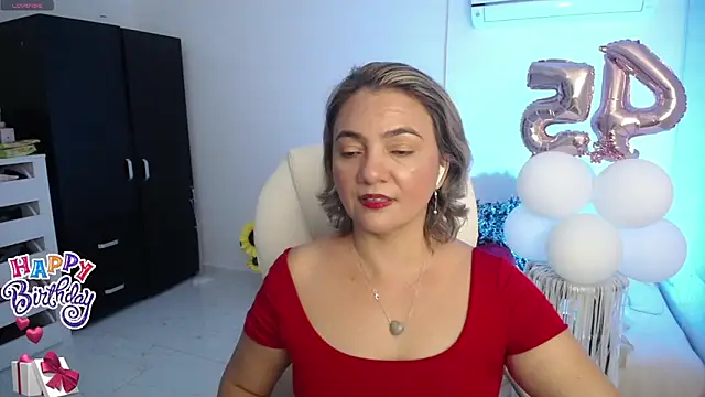 Snapshot of Ghada_milf chatting on January 2025 01:49:02 PM Ghada milf online show from January 2025 01:49:02 PM