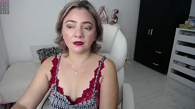 Snapshot of Ghada_milf chatting on January 2025 11:13:01 AM Ghada milf online show from January 2025 11:13:01 AM