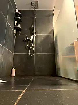 an0niem online show from September 2025 01:12:02 PM