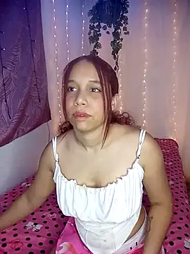 Snapshot of emma-19- chatting on May 2026 06:52:01 AM emma-19- online show from May 2026 06:52:01 AM