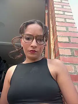 Snapshot of Penelope-Hot chatting on April 2026 10:11:02 PM Penelope-Hot online show from April 2026 10:11:02 PM