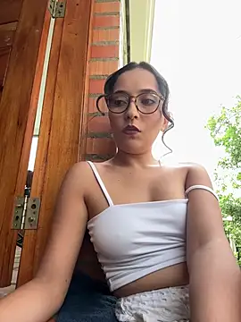 Snapshot of Penelope-Hot chatting on May 2026 07:56:01 PM Penelope-Hot online show from May 2026 07:56:01 PM