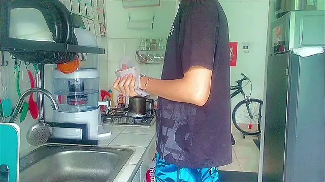 Snapshot of Andy_gray chatting on February 2026 04:45:02 PM Andy gray online show from February 2026 04:45:02 PM