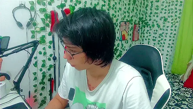 Snapshot of Andy_gray chatting on March 2026 02:39:02 PM Andy gray online show from March 2026 02:39:02 PM