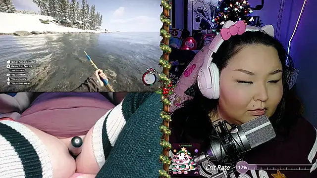 Snapshot of EmGreens chatting on December 2024 07:33:02 AM EmGreens online show from December 2024 07:33:02 AM