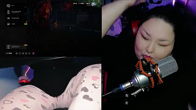 Snapshot of EmGreens chatting on February 2025 03:18:02 AM EmGreens online show from February 2025 03:18:02 AM