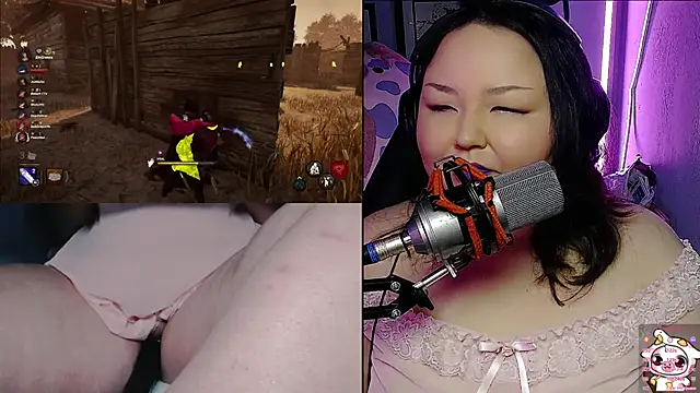 Snapshot of EmGreens chatting on February 2025 08:00:02 AM EmGreens online show from February 2025 08:00:02 AM