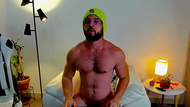 dafboy1 online show from February 2026 08:58:01 PM