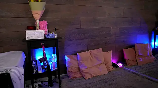 KylieJoyce online show from March 2025 10:24:02 PM