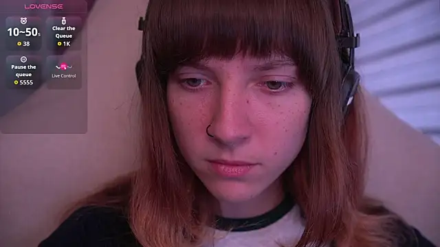 Snapshot of juliapie chatting on October 2025 07:44:01 AM juliapie online show from October 2025 07:44:01 AM