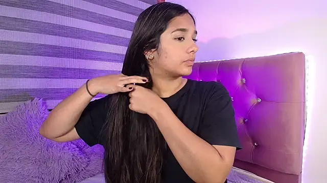 Maeena online show from January 2025 09:17:01 PM