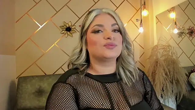 marianeporter   online show from December 2025 12:05:01 AM