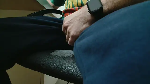 Lot of cumIT online show from April 2026 12:11:02 AM