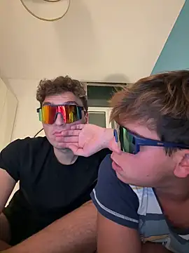 calleaaaa online show from October 2025 06:01:01 PM