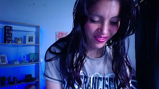 Snapshot of Sian__1 chatting on December 2024 03:37:01 PM Sian 1 online show from December 2024 03:37:01 PM