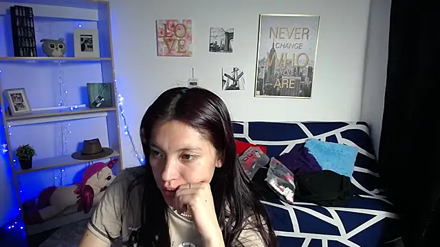 Snapshot of Sian__1 chatting on December 2024 12:11:02 PM Sian 1 online show from December 2024 12:11:02 PM