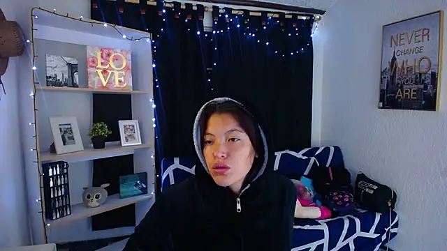 Snapshot of Sian__1 chatting on February 2025 01:27:01 PM Sian 1 online show from February 2025 01:27:01 PM