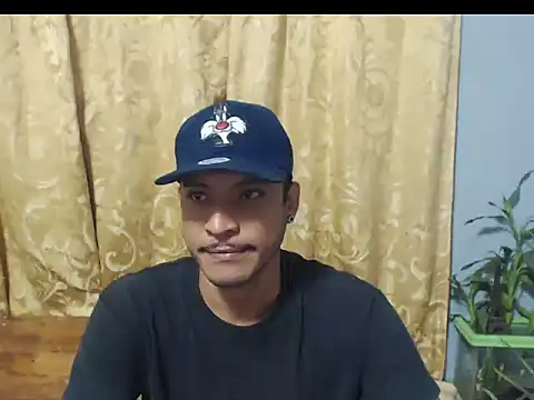 Snapshot of CharlesLeeRay chatting on December 2025 10:46:02 AM CharlesLeeRay online show from December 2025 10:46:02 AM