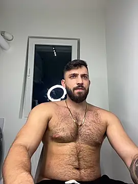 Snapshot of LoveIsBlind_ chatting on December 2024 06:50:01 PM LoveIsBlind  online show from December 2024 06:50:01 PM