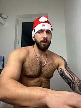 Snapshot of LoveIsBlind_ chatting on December 2024 09:52:01 PM LoveIsBlind  online show from December 2024 09:52:01 PM