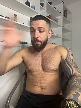 Snapshot of LoveIsBlind_ chatting on September 2025 03:53:01 AM LoveIsBlind  online show from September 2025 03:53:01 AM