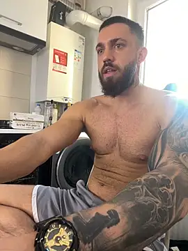 Snapshot of LoveIsBlind_ chatting on October 2025 04:55:01 AM LoveIsBlind  online show from October 2025 04:55:01 AM