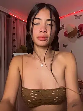 Snapshot of lina_pink chatting on December 2024 05:31:02 AM lina pink online show from December 2024 05:31:02 AM