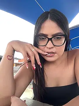 Karla-sexy01 online show from February 2025 06:01:02 PM