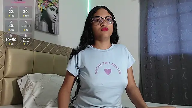 DAFNNEE ROSS online show from October 2025 03:25:01 PM