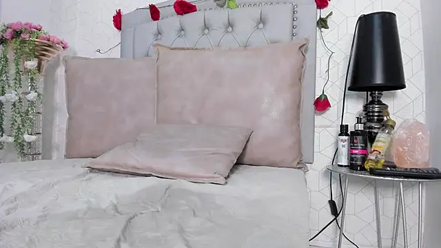 Katalella murillo online show from February 2025 06:14:02 AM