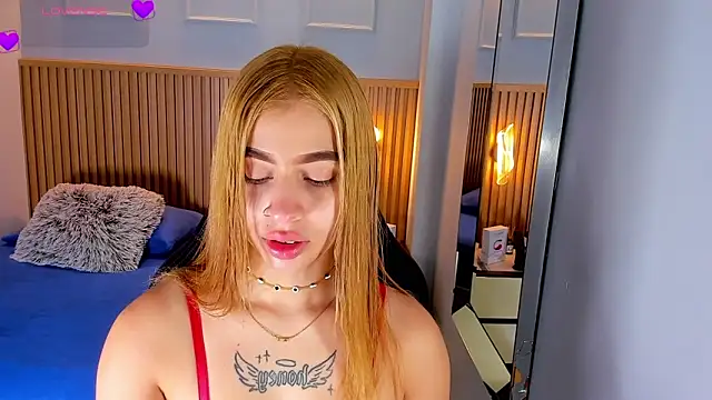 LUCYAMARS1 online show from October 2025 12:27:01 PM