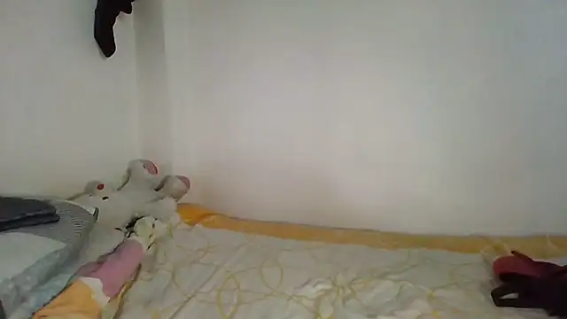 Ivon-09 online show from December 2024 12:06:01 PM