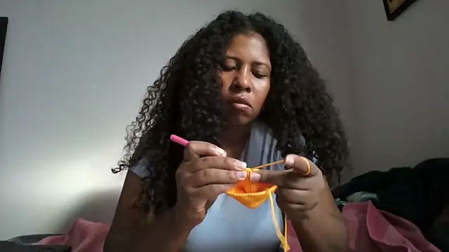 Ivon-09 online show from March 2026 12:22:01 PM