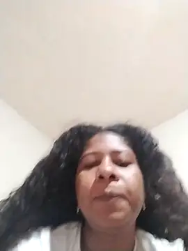 Ivon-09 online show from March 2026 12:21:01 PM