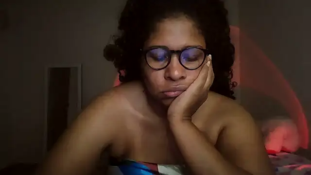 Snapshot of Ivon-09 chatting on May 2026 02:41:01 AM Ivon-09 online show from May 2026 02:41:01 AM