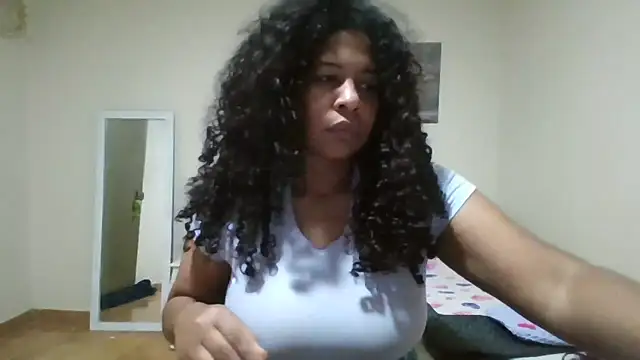Snapshot of Ivon-09 chatting on May 2026 11:40:01 AM Ivon-09 online show from May 2026 11:40:01 AM